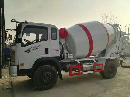 重汽王牌(5方6方)攪拌車
