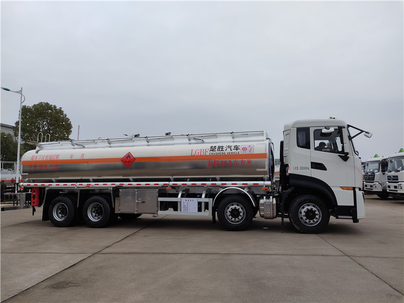 國六東風(fēng)天龍柴汽油25.2方鋁合金油罐車